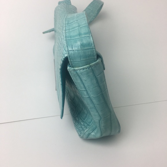 A Turquoise Dorothy Perkins Clutch - Picture 5 of 6